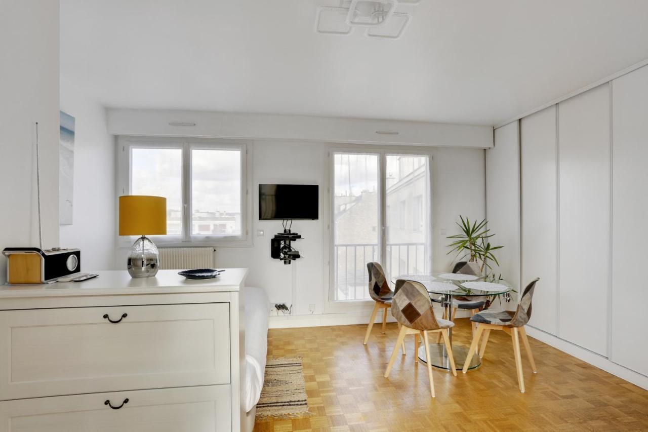 Le Nid Du Roi - Appartement Terrasse - Versailles Exterior photo